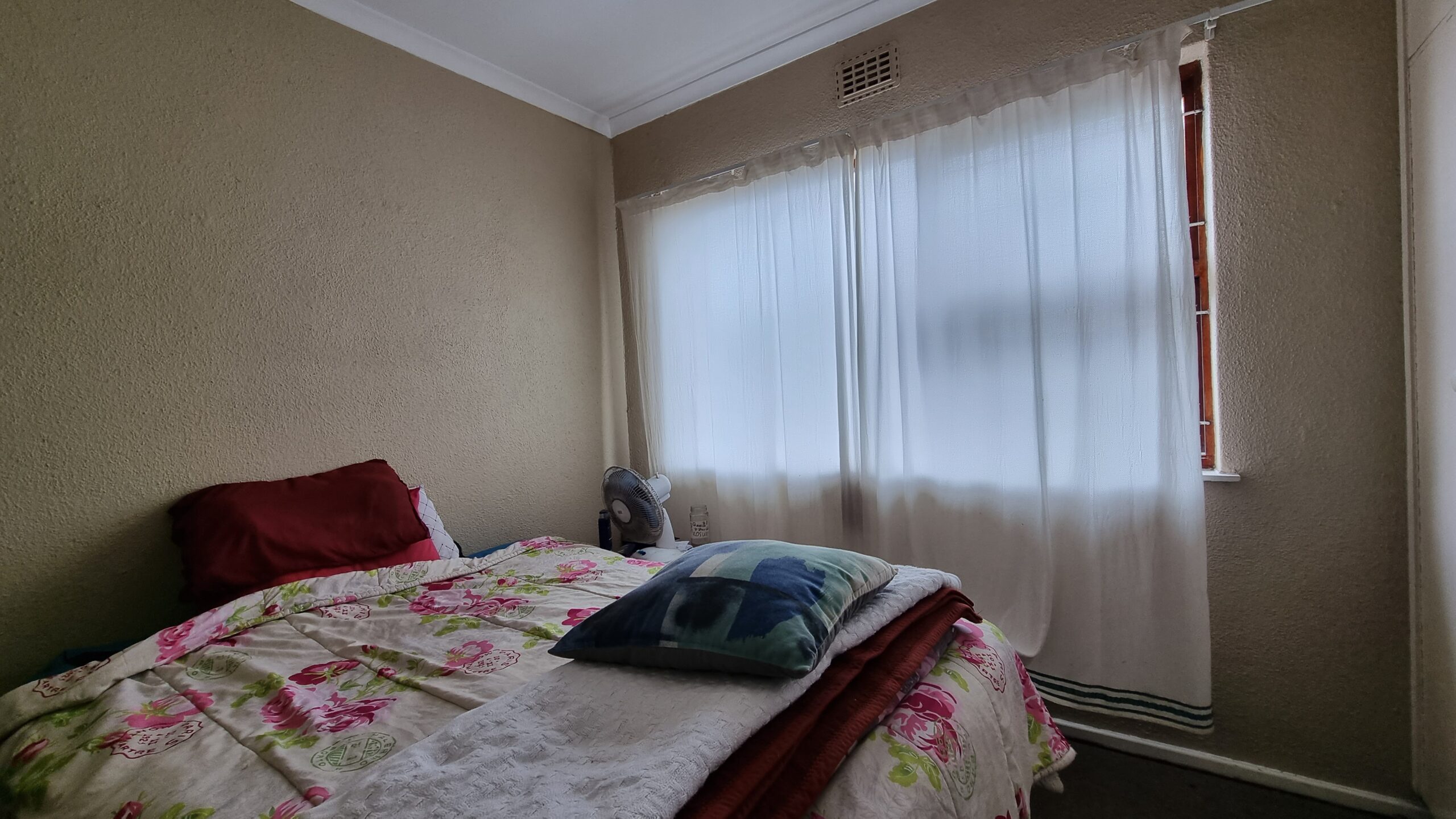 31 Dorp Street Kraaifontein - Image 12