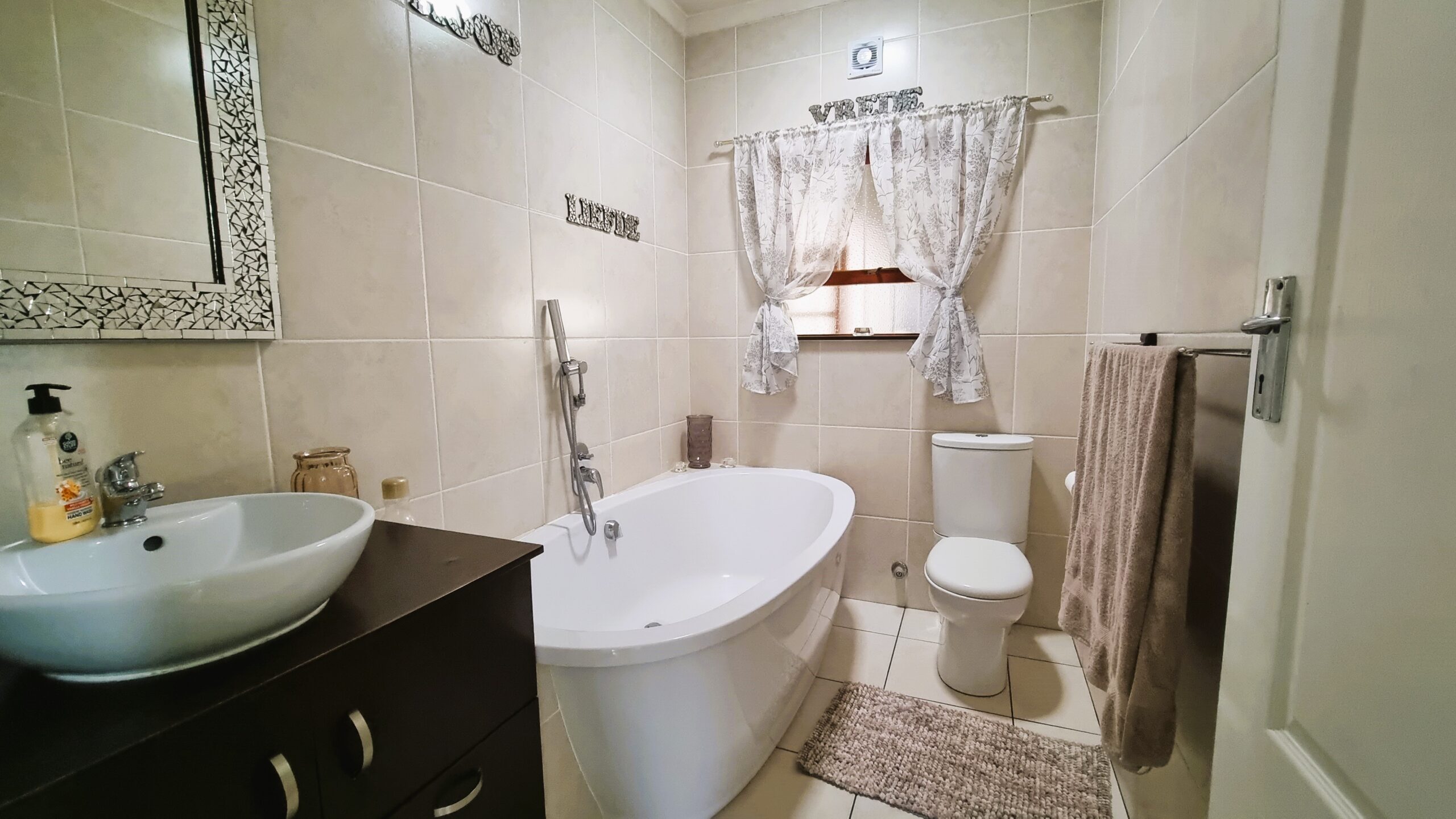 38 Lions Way Kraaifontein - Image 35
