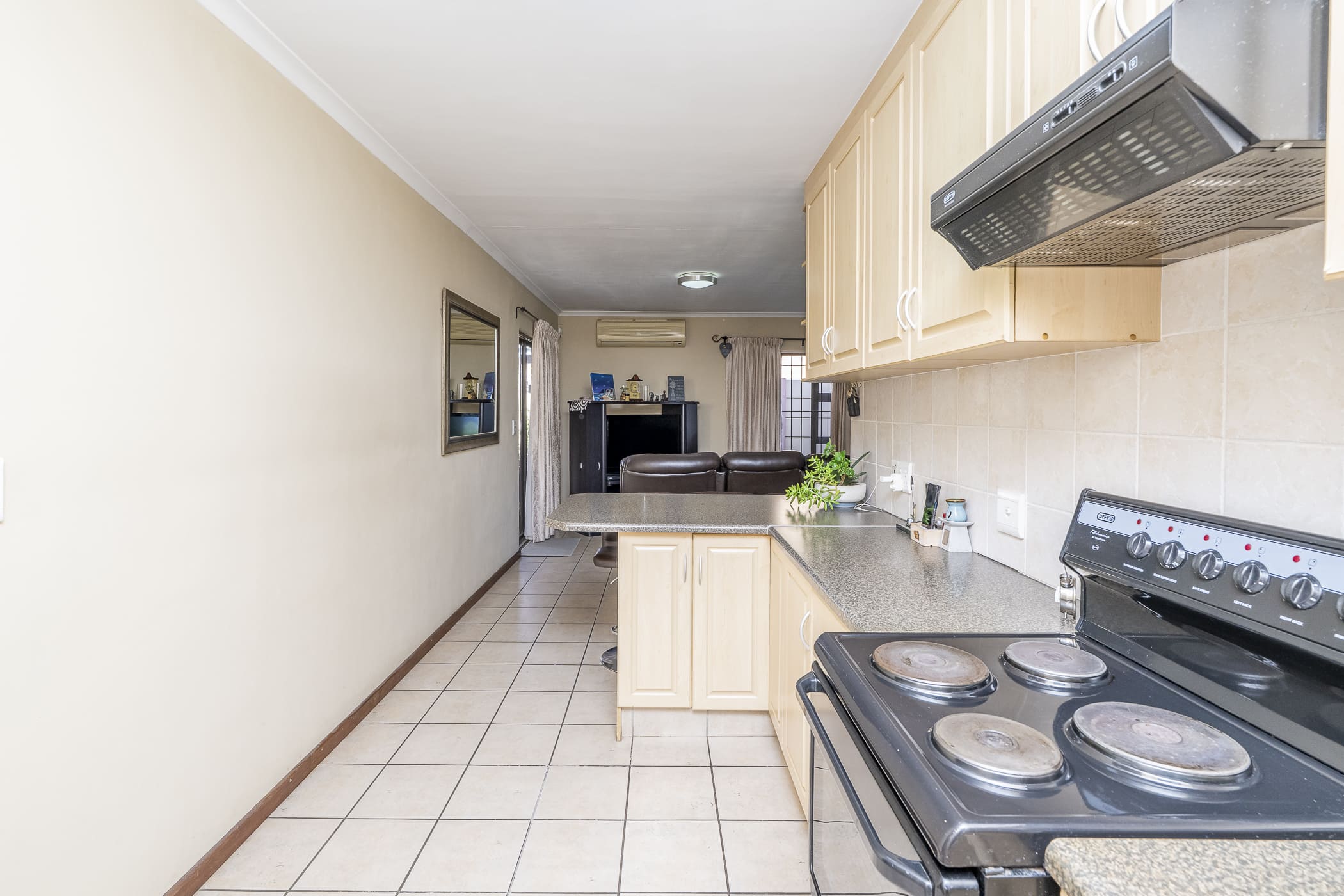 35 Meron Crescent Brackenfell - Image 7